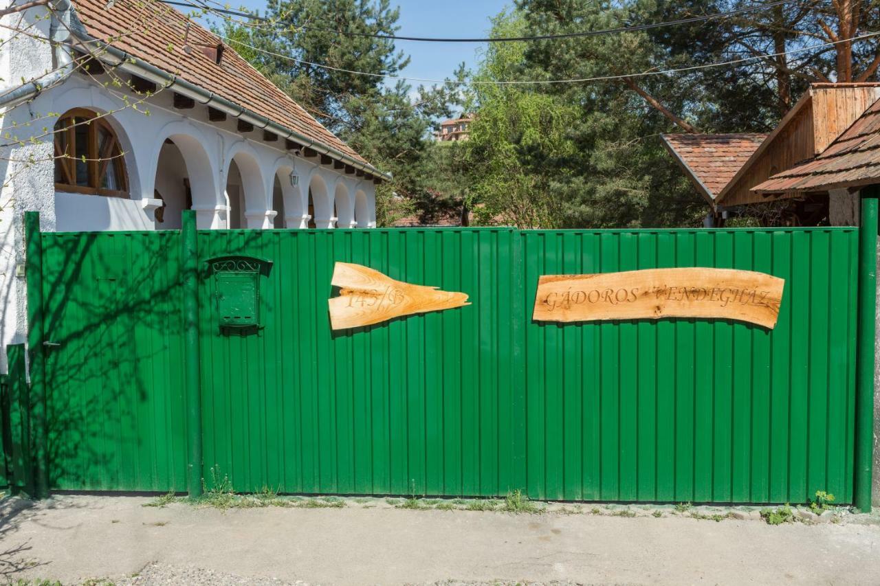 Отель Gadoros Vendeghaz Эгерсалок Экстерьер фото